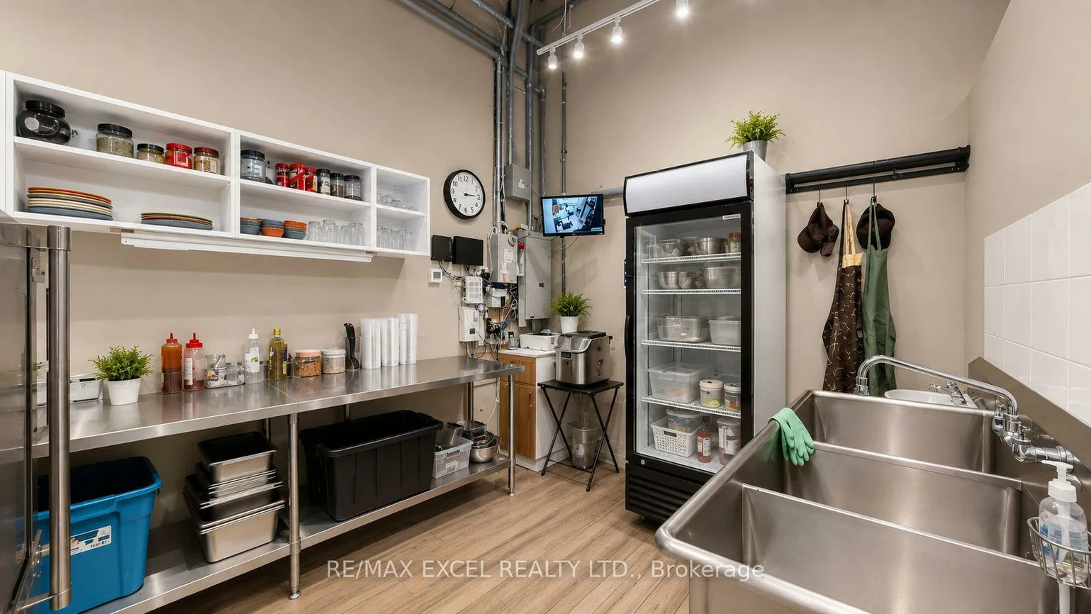 7181, YONGE, Thornhill, Markham