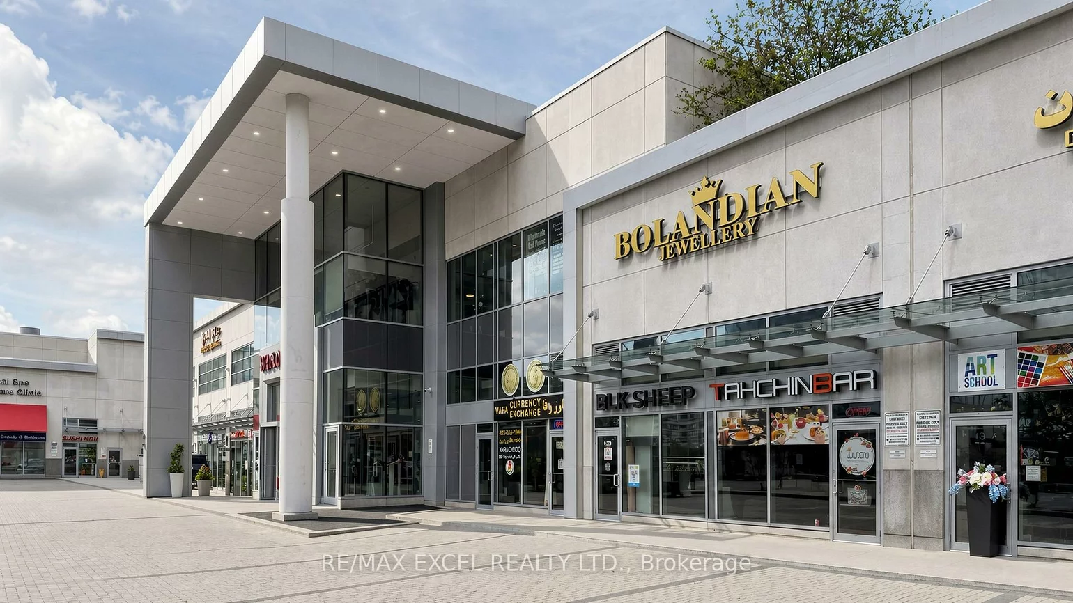 7181, YONGE, Thornhill, Markham