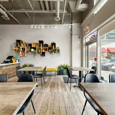 7181, YONGE, Thornhill, Markham