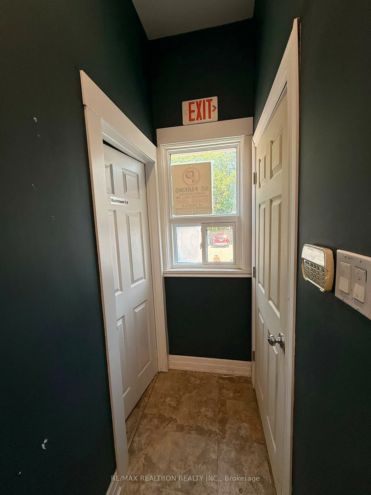 7717, Yonge, Thornhill, Markham