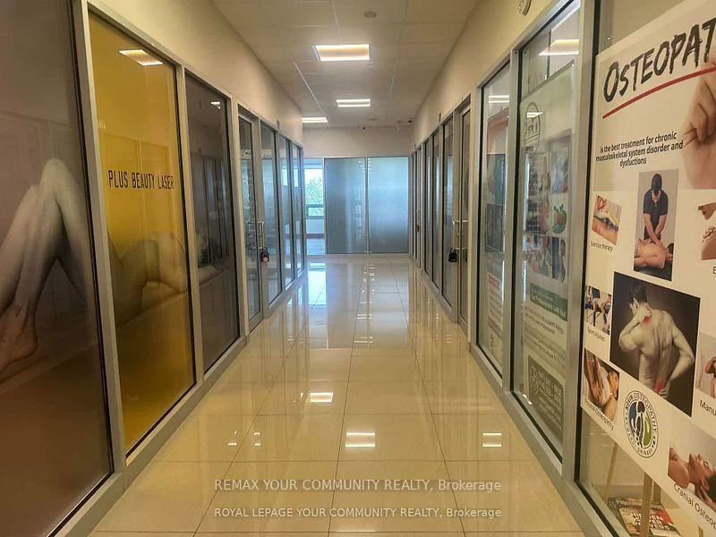 7163, Yonge, Thornhill, Markham