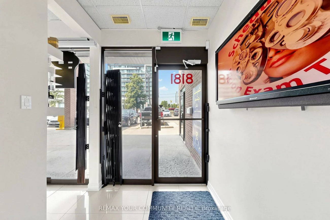 8181, Yonge, Royal Orchard, Markham