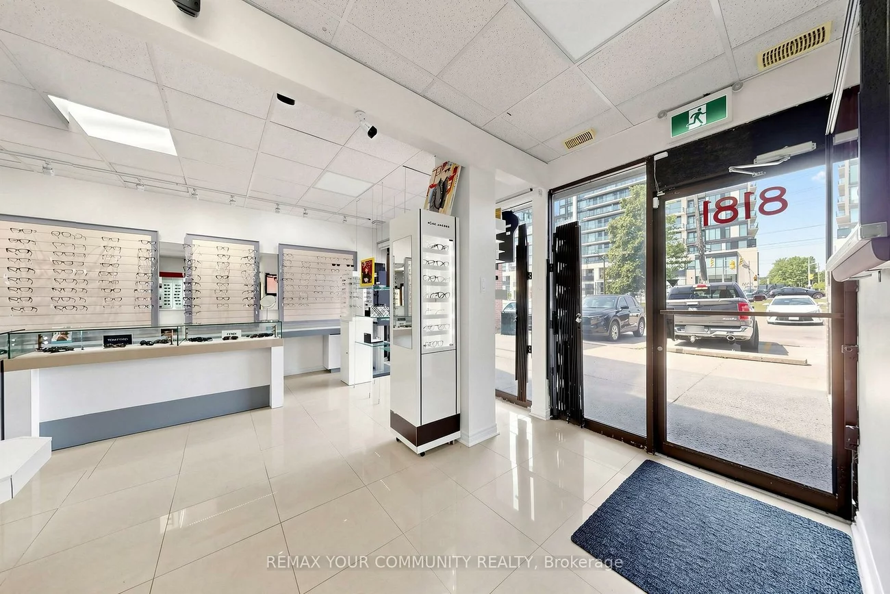 8181, Yonge, Royal Orchard, Markham