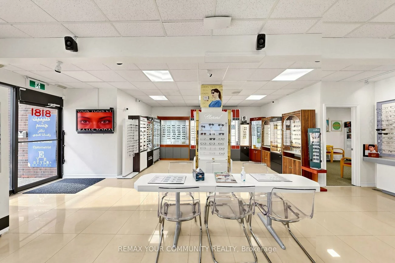8181, Yonge, Royal Orchard, Markham