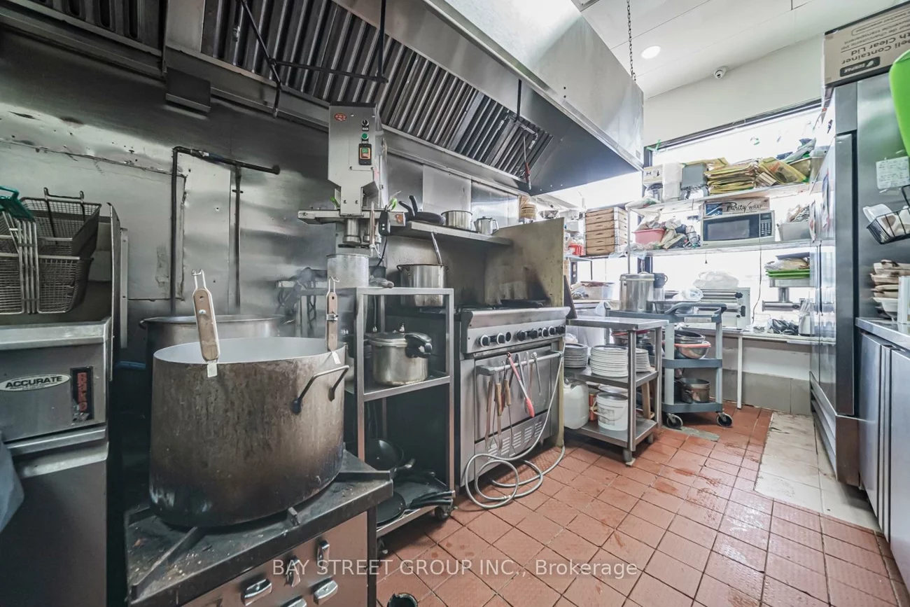 8392, Kennedy, Unionville, Markham
