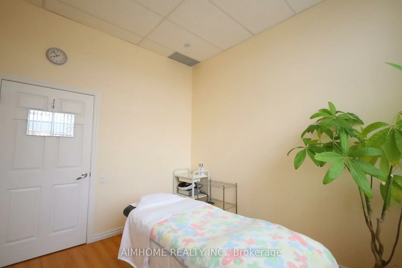 8787, Woodbine, Buttonville, Markham