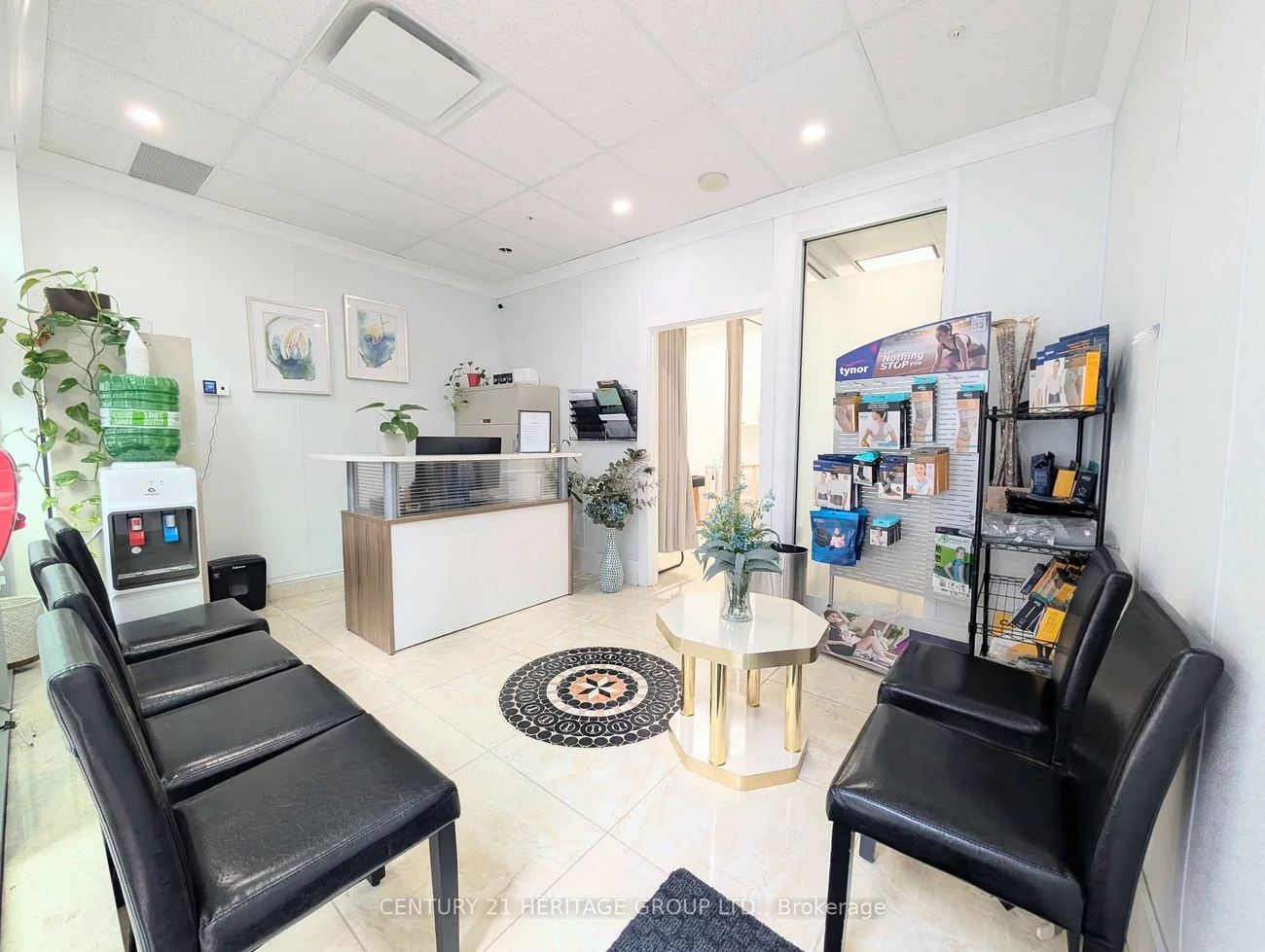 7181, Yonge, Thornhill, Markham