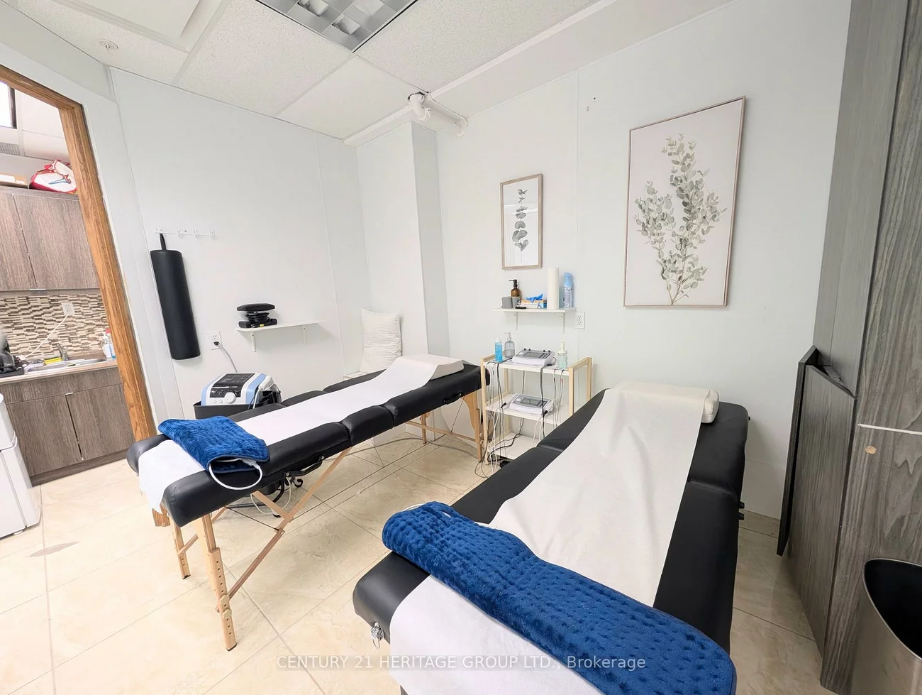 7181, Yonge, Thornhill, Markham