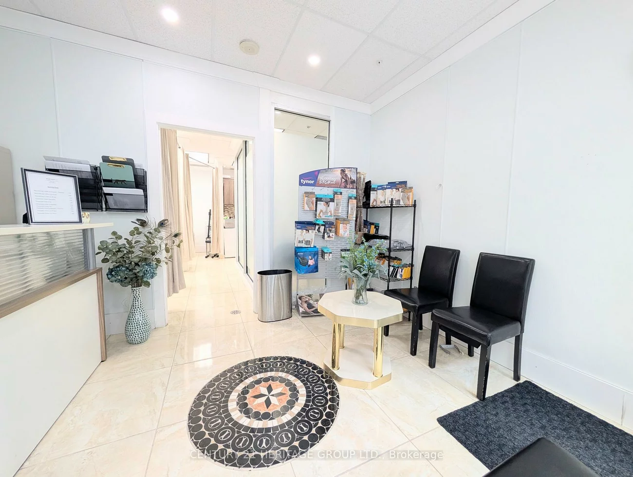7181, Yonge, Thornhill, Markham