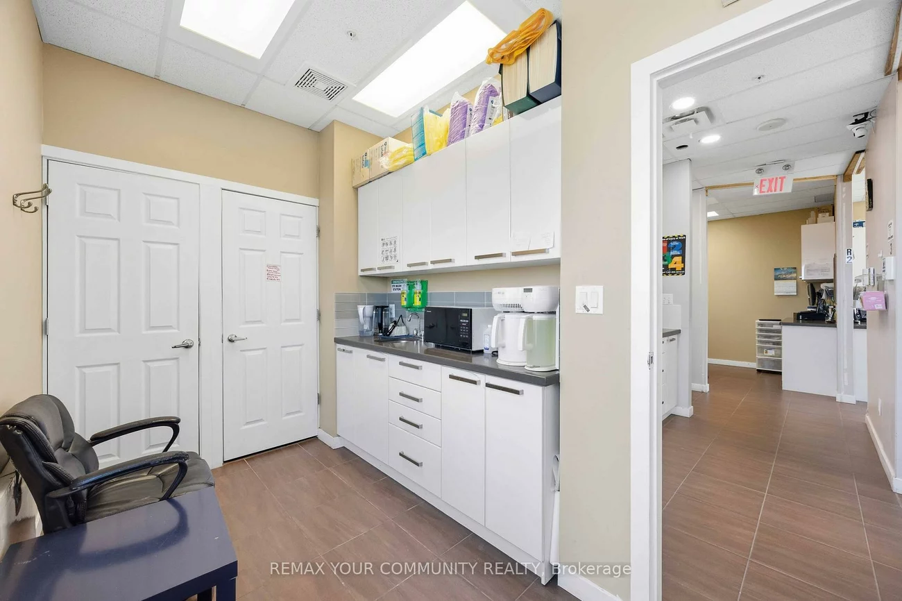 7191, Yonge, Thornhill, Markham