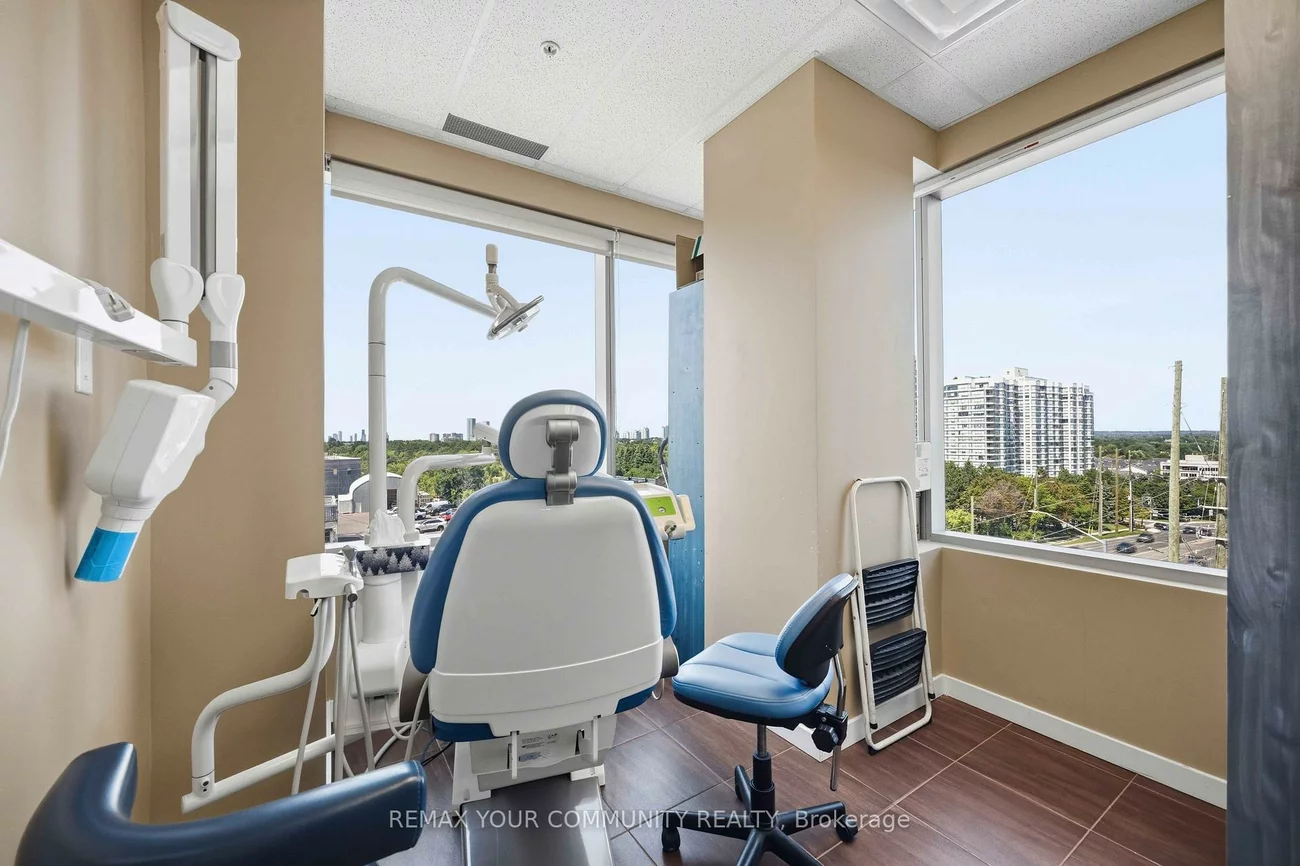 7191, Yonge, Thornhill, Markham