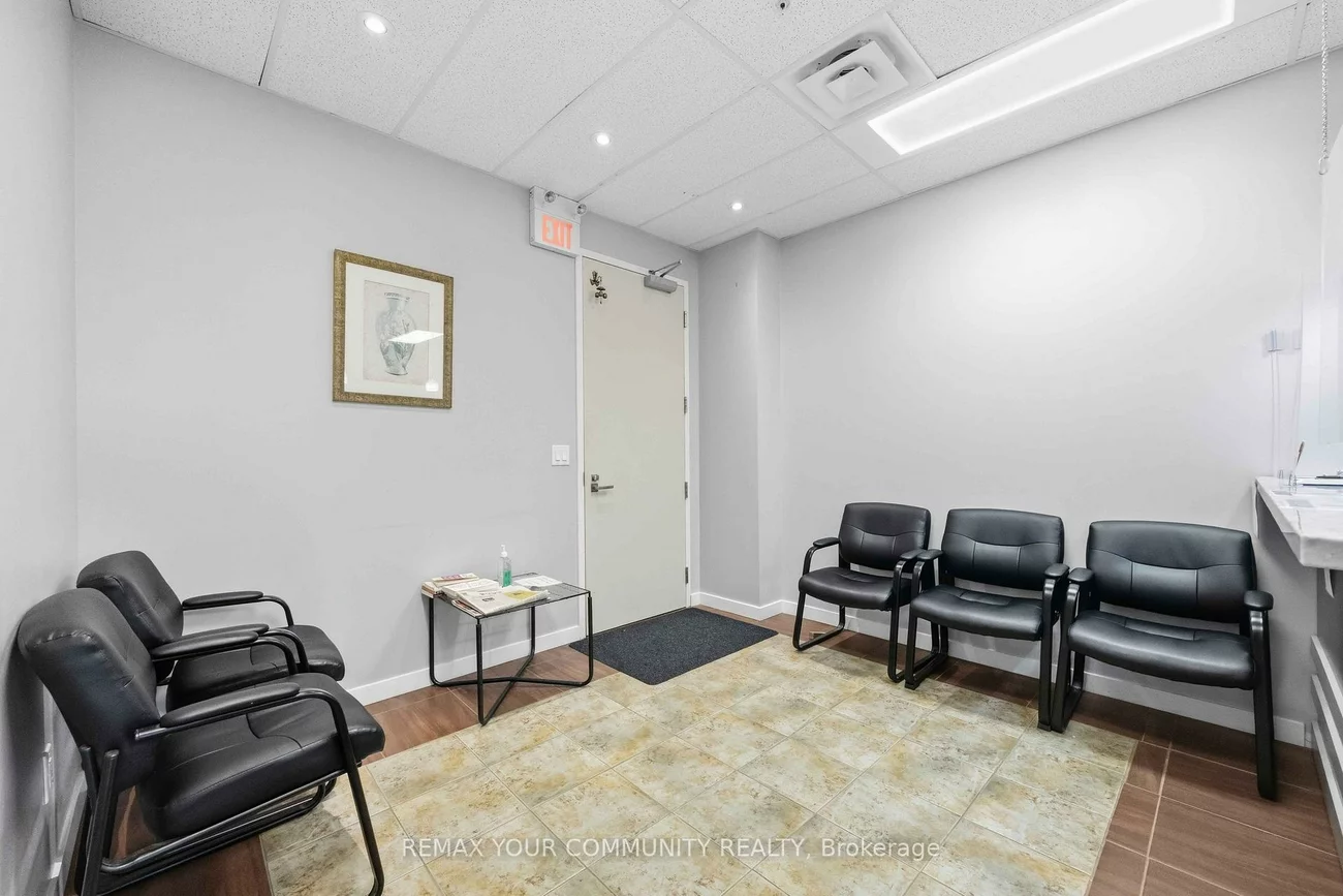 7191, Yonge, Thornhill, Markham