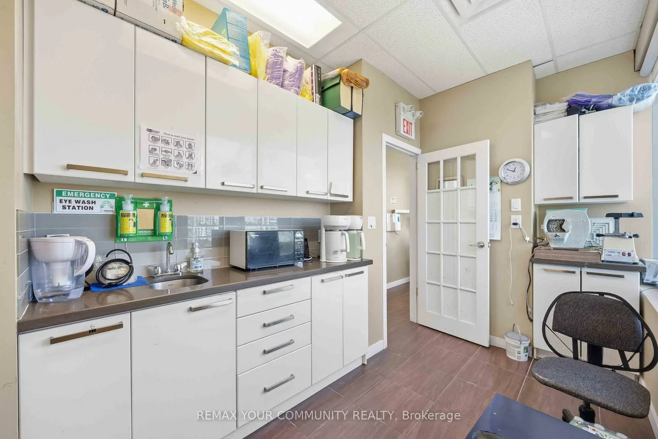 7191, Yonge, Thornhill, Markham