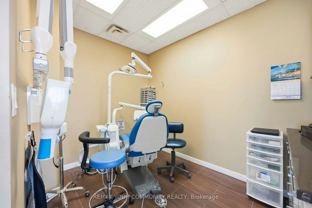 7191, Yonge, Thornhill, Markham