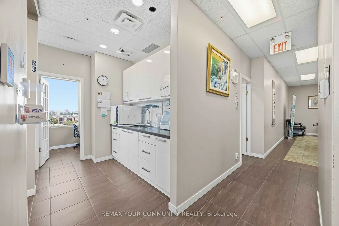 7191, Yonge, Thornhill, Markham