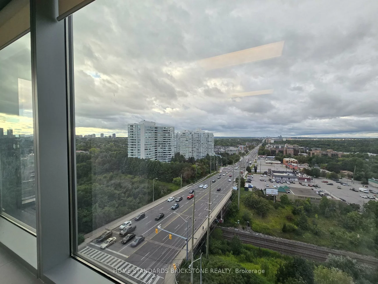 7191, Yonge, Grandview, Markham
