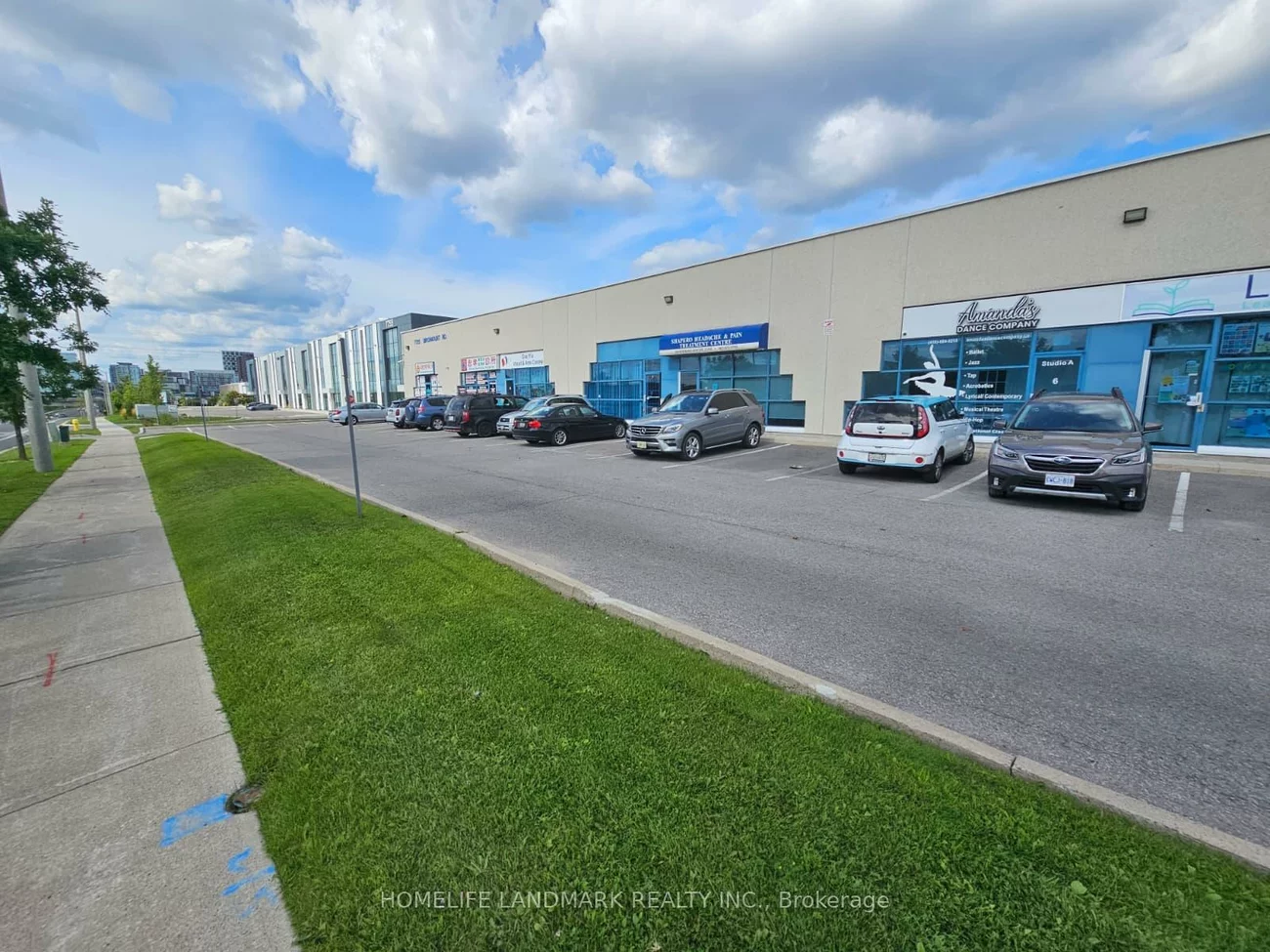 7725, Birchmount, Milliken Mills West, Markham