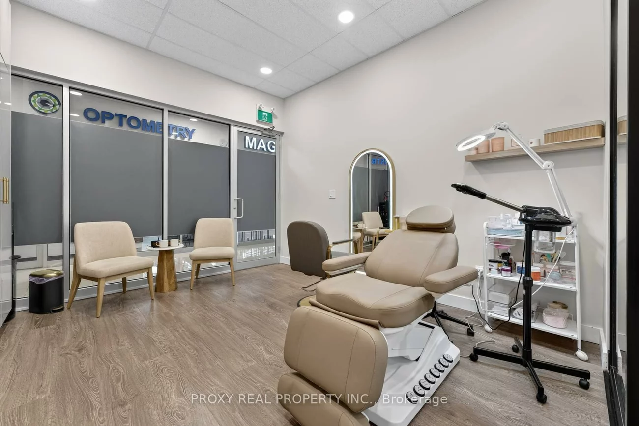 7163, Yonge, Grandview, Markham