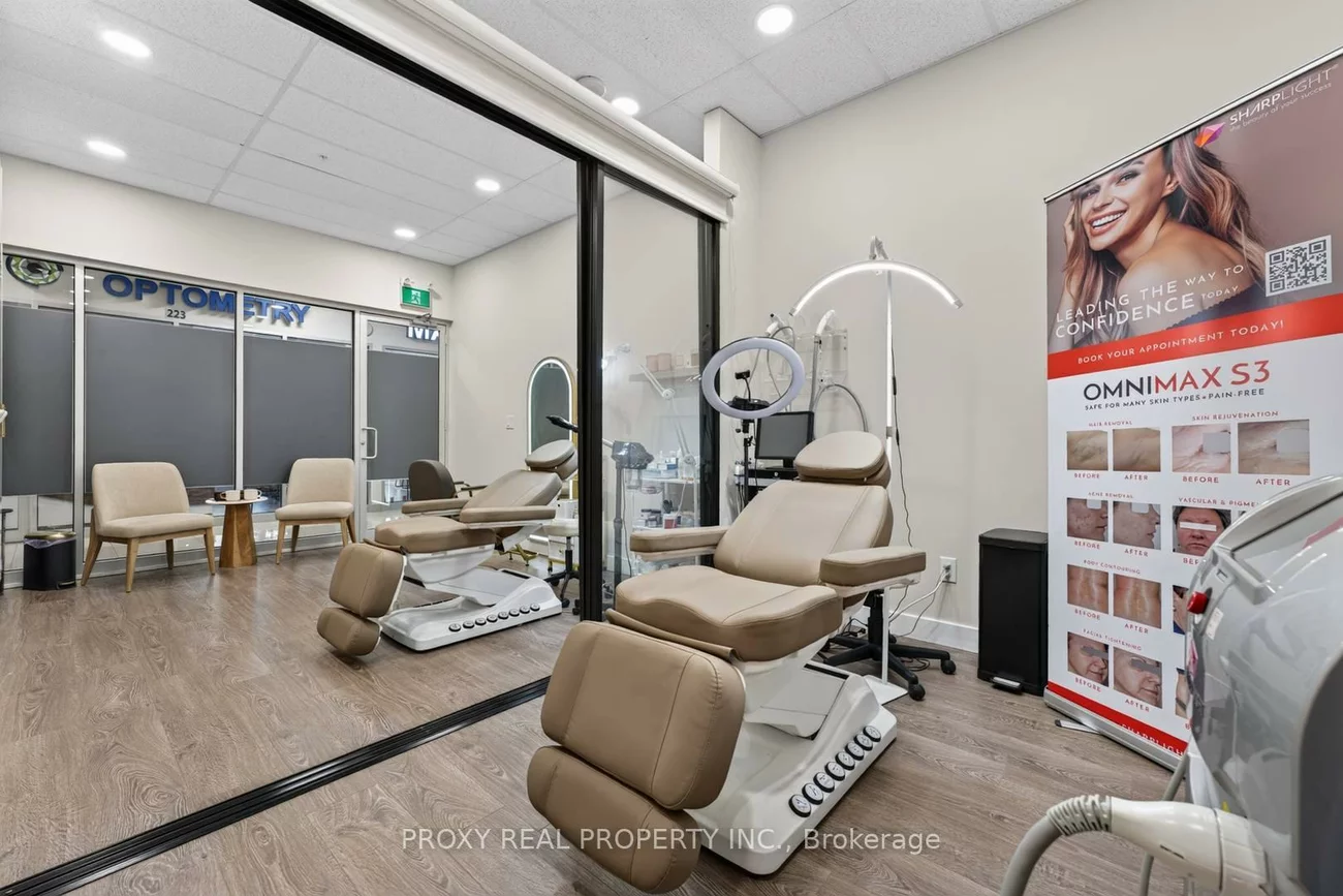 7163, Yonge, Grandview, Markham