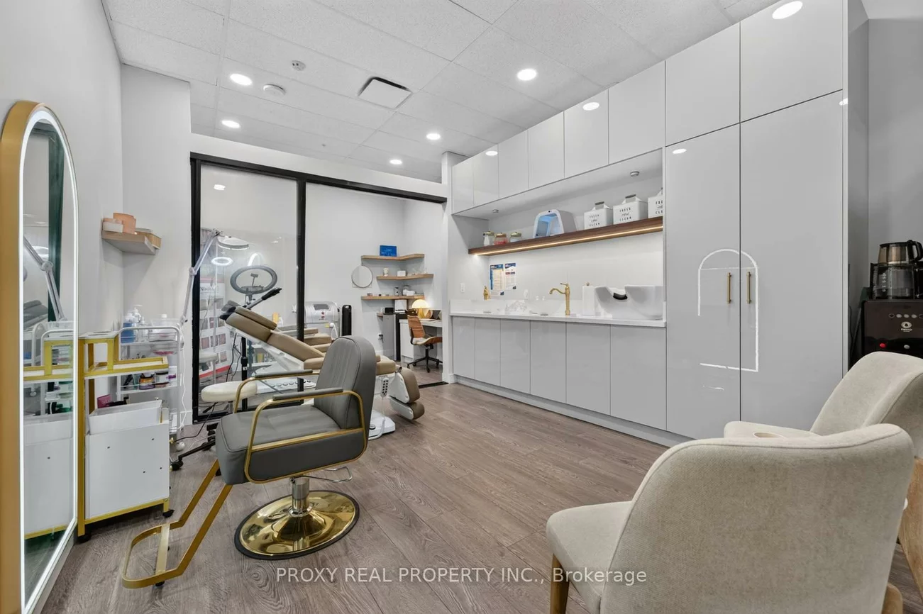 7163, Yonge, Grandview, Markham