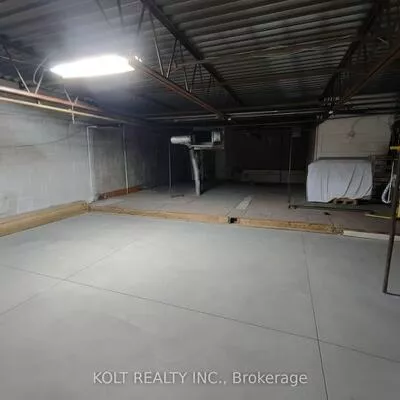 2650, John, Milliken Mills West, Markham