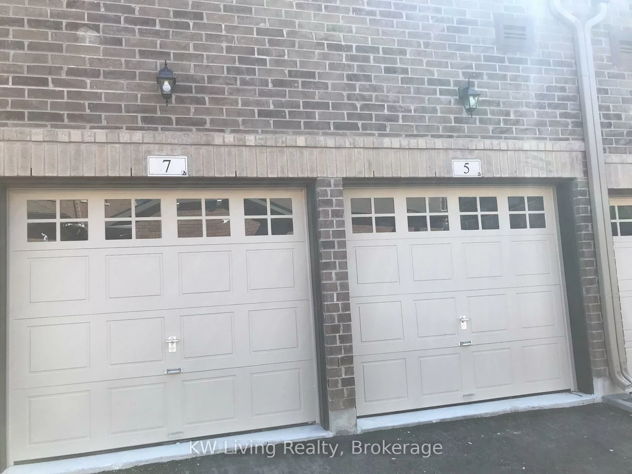 8, Nipigon, Berczy, Markham