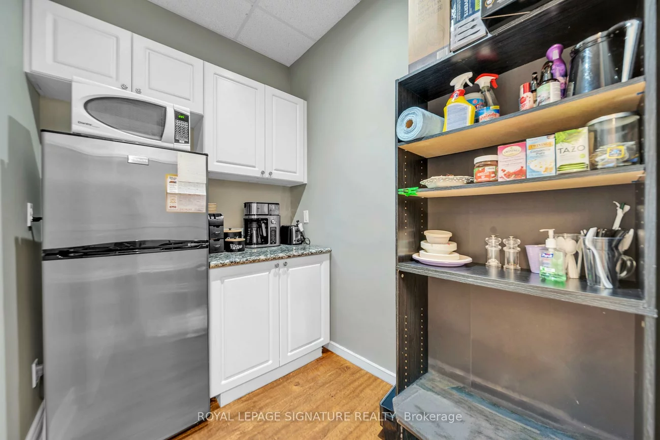 7191, Yonge, Grandview, Markham
