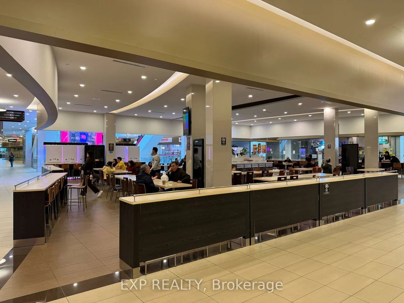 9390, Woodbine, Cachet, Markham