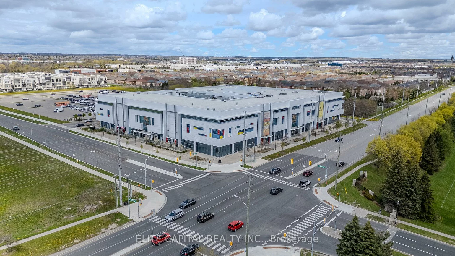 9390, Woodbine, Cachet, Markham