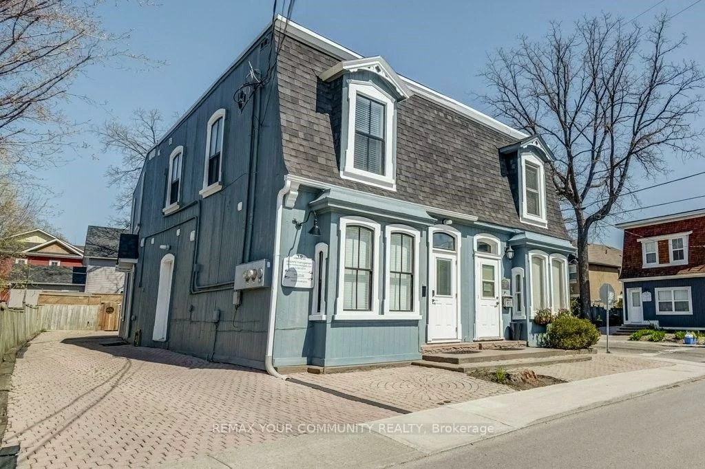 10, Centre, Old Markham Village, Markham
