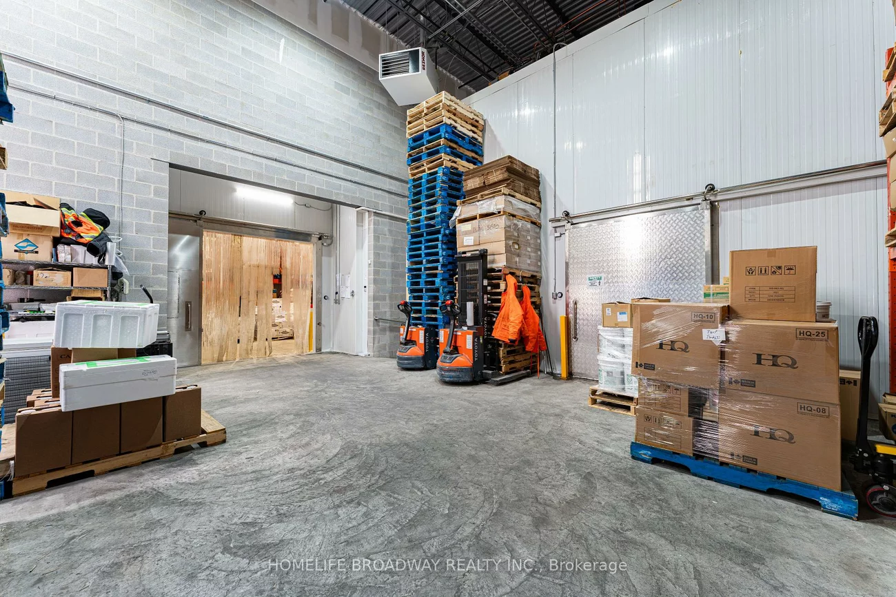 10952, Woodbine, Victoria Square, Markham