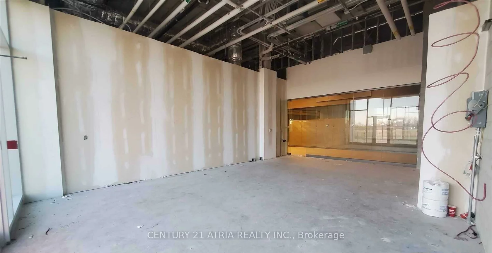 9390, Woodbine, Cachet, Markham