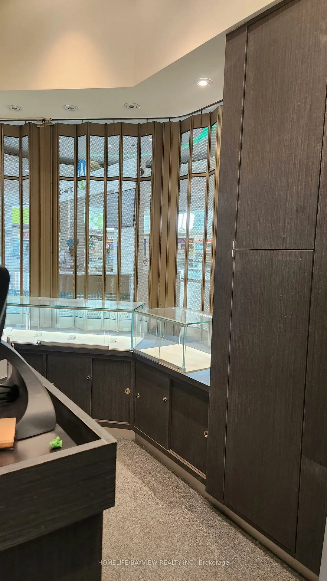 7181, Yonge, Thornhill, Markham