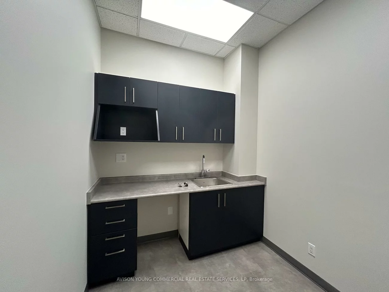 4100A, Sladeview, Western Business Park, Mississauga