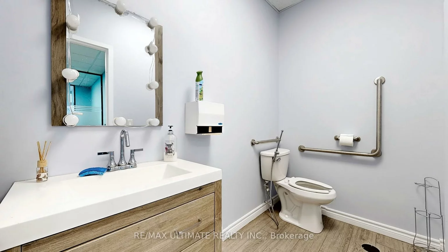 1235, Queensway, Dixie, Mississauga