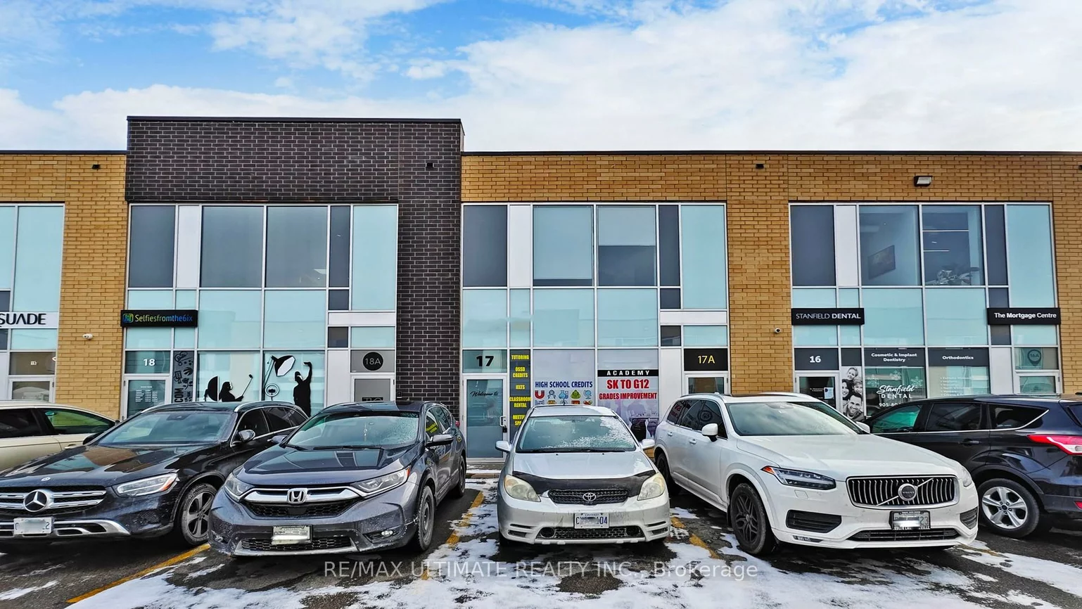 1235, Queensway, Dixie, Mississauga