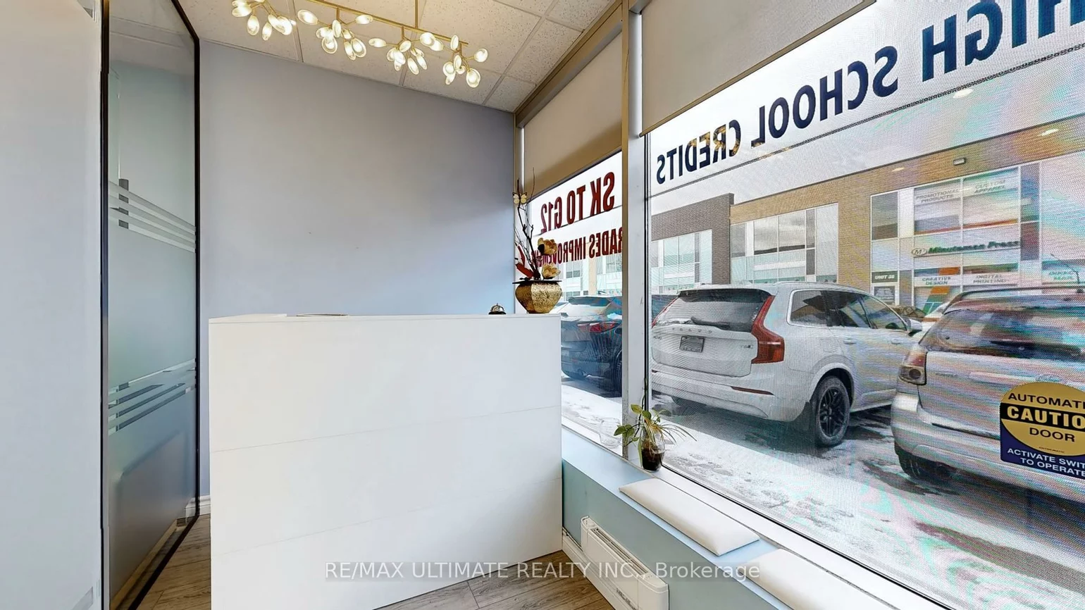 1235, Queensway, Dixie, Mississauga