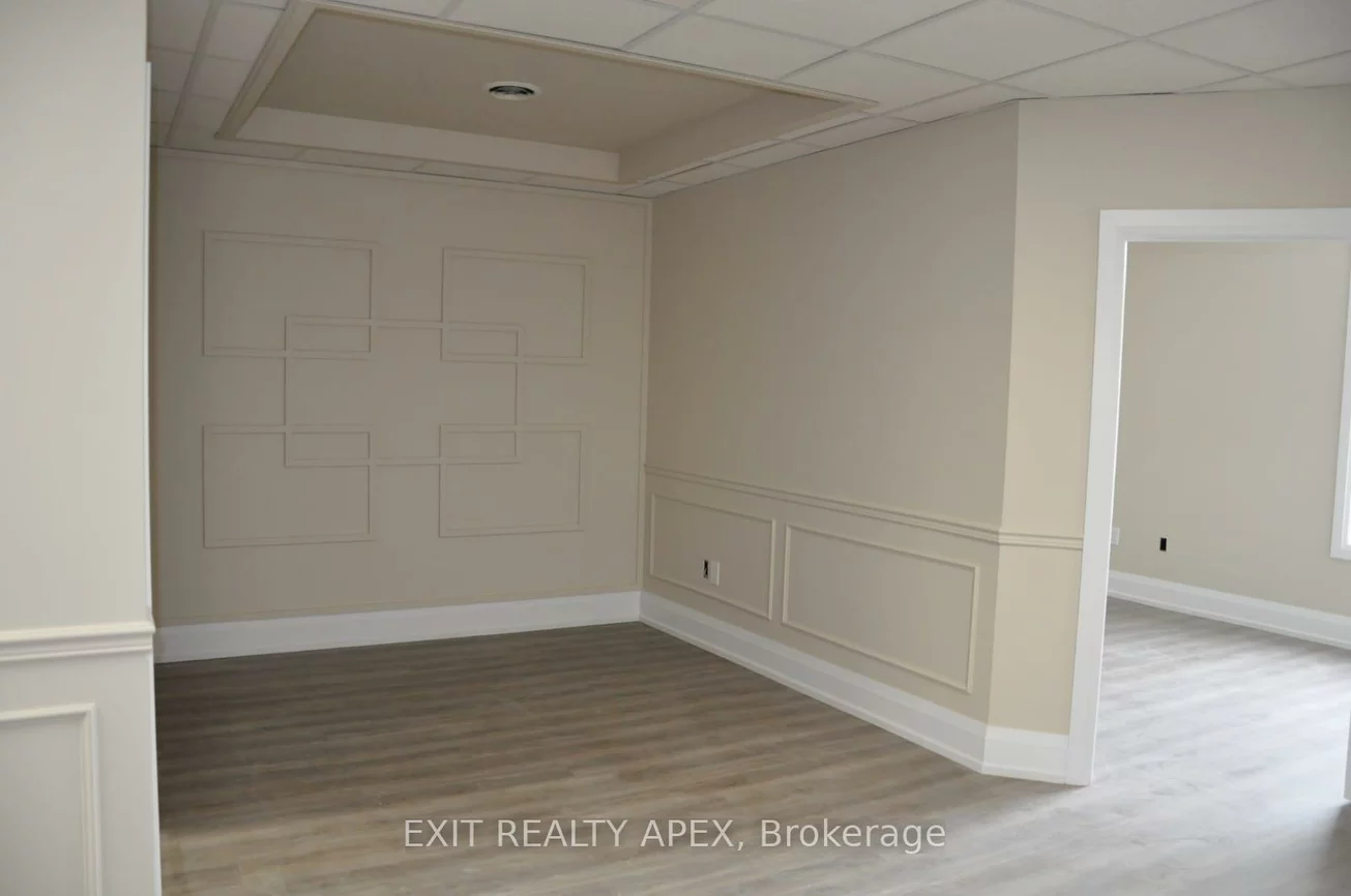 1185, Queensway E, Lakeview, Mississauga