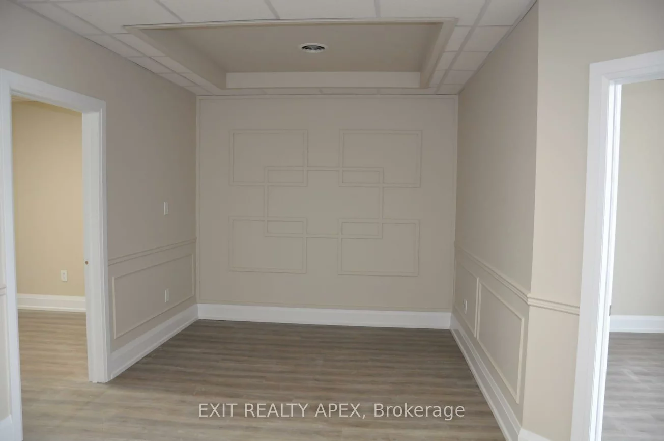 1185, Queensway E, Lakeview, Mississauga