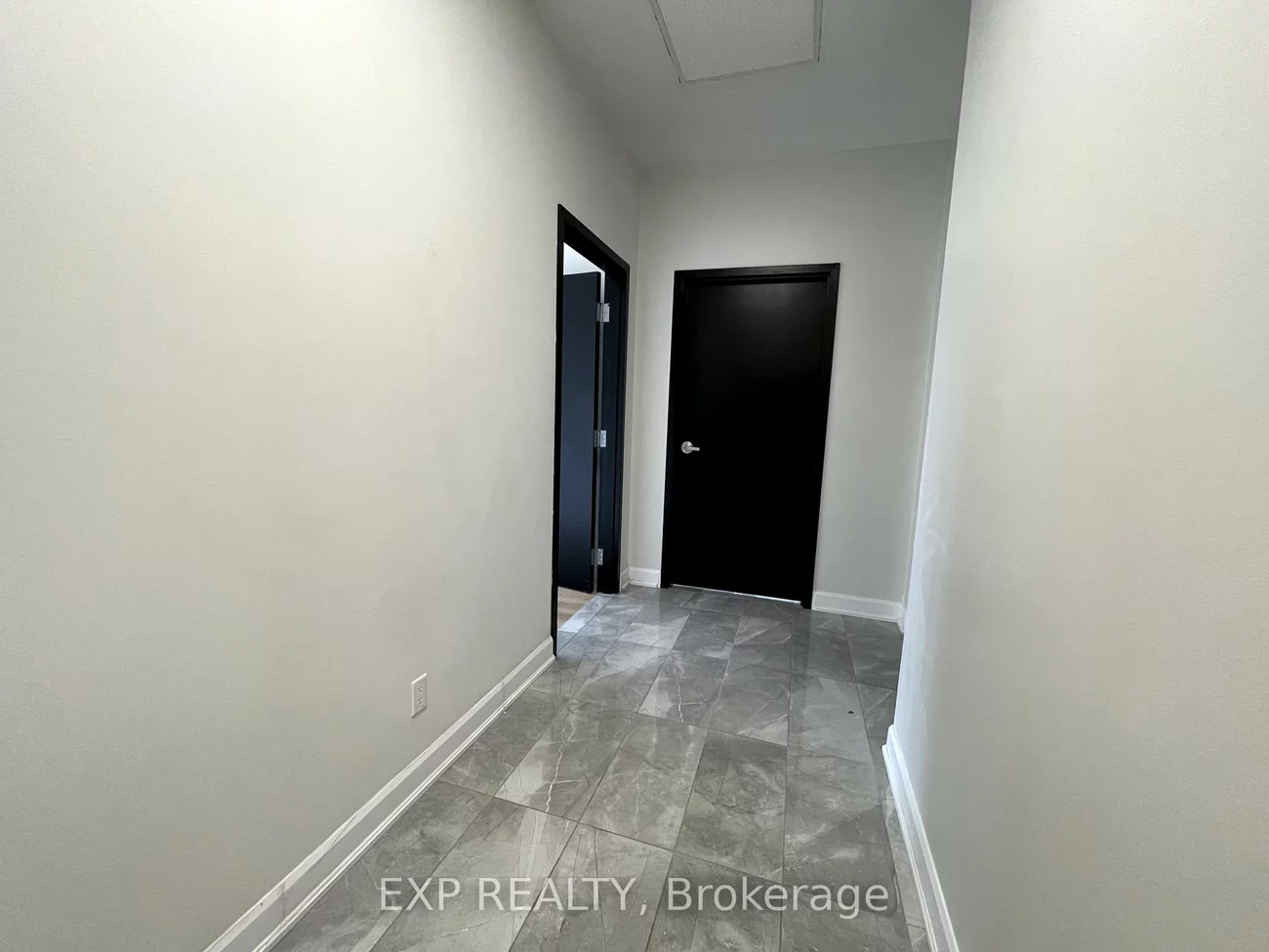 230, Lakeshore, Port Credit, Mississauga