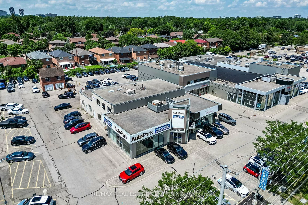 225, Dundas, Cooksville, Mississauga