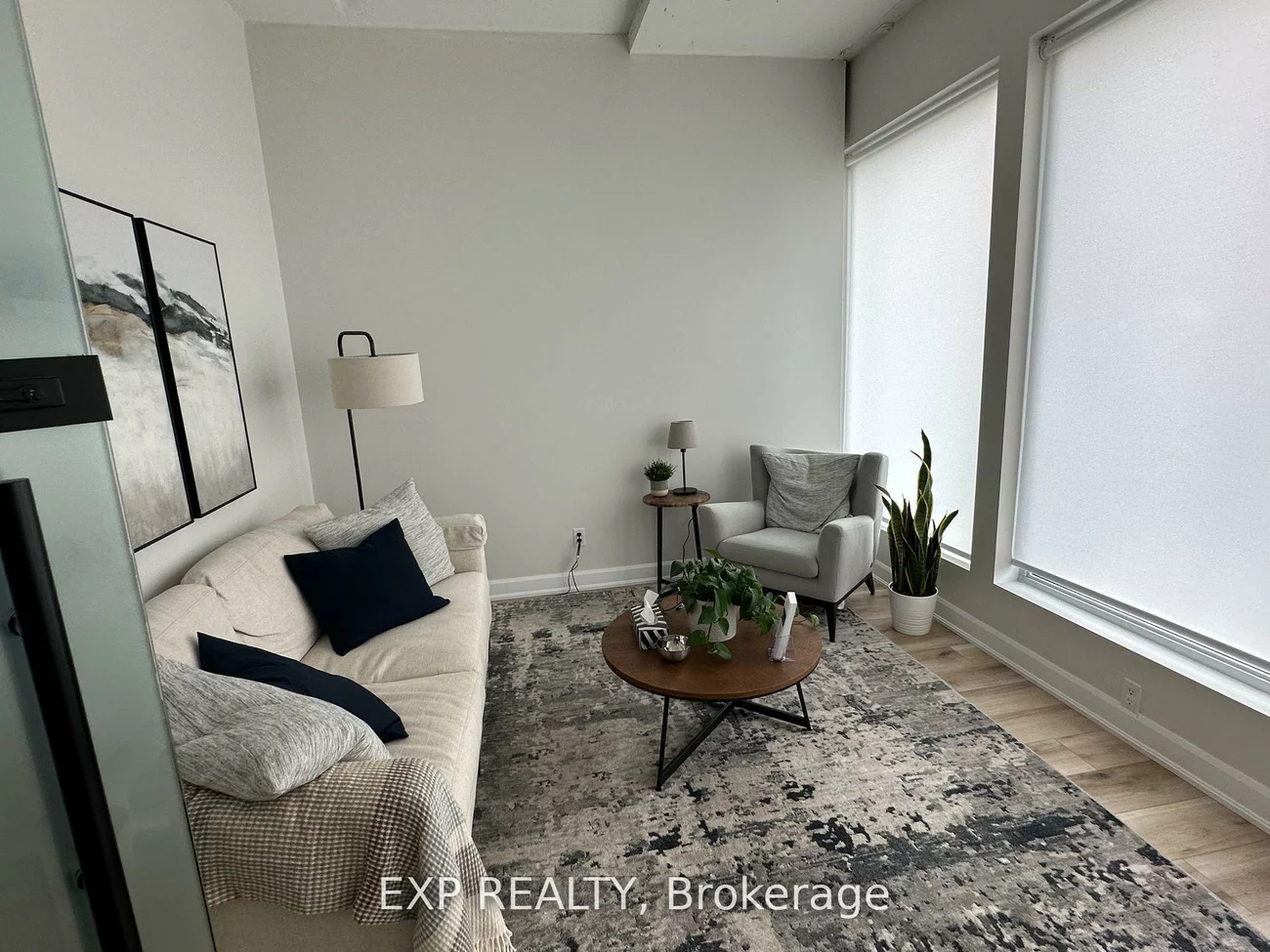 230, Lakeshore, Port Credit, Mississauga