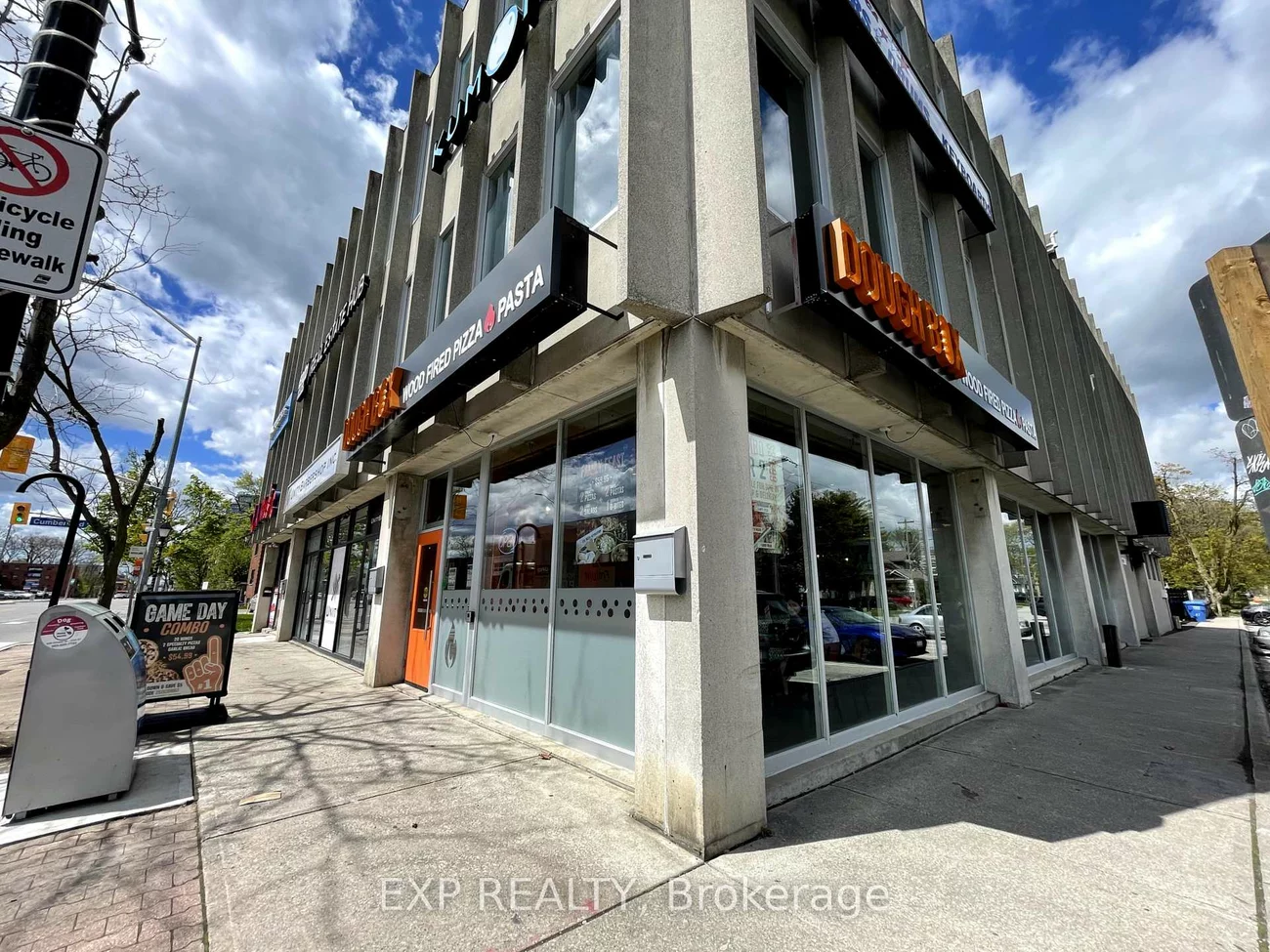 230, Lakeshore, Port Credit, Mississauga