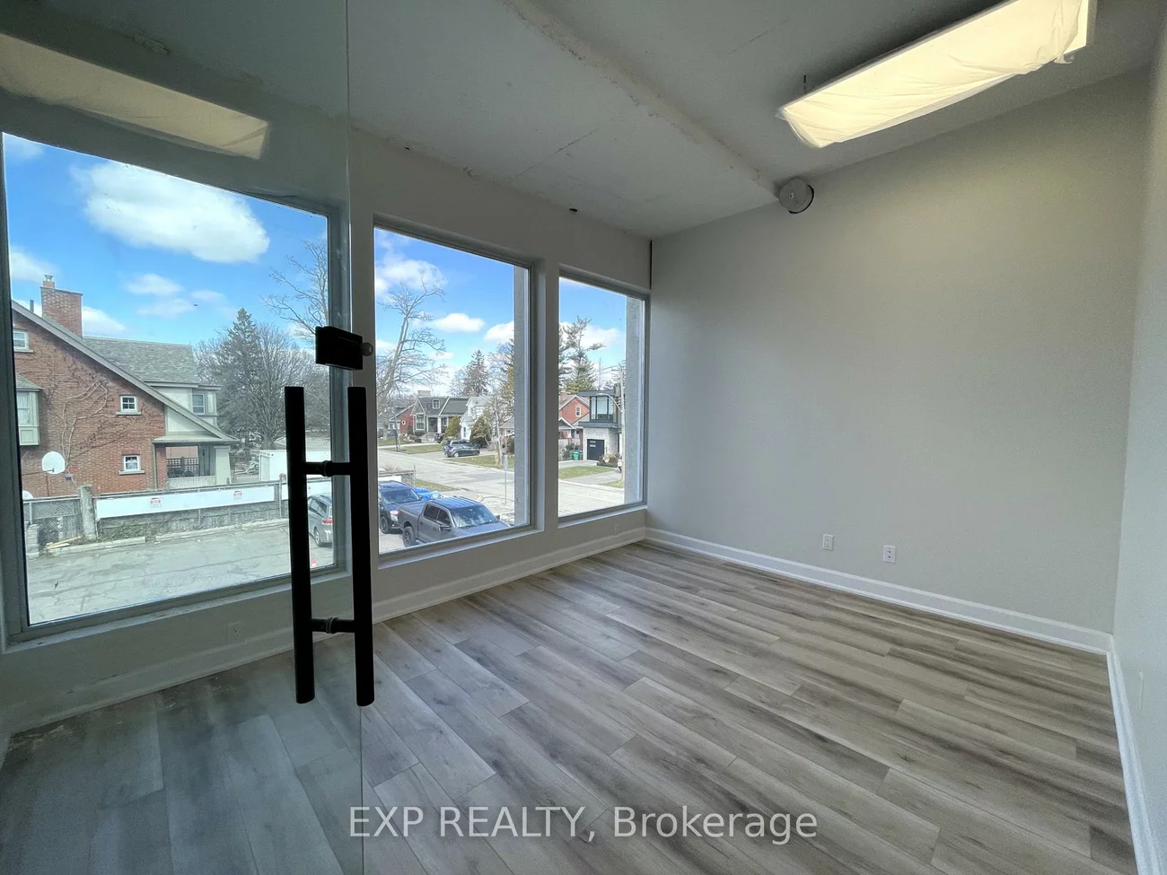 230, Lakeshore, Port Credit, Mississauga