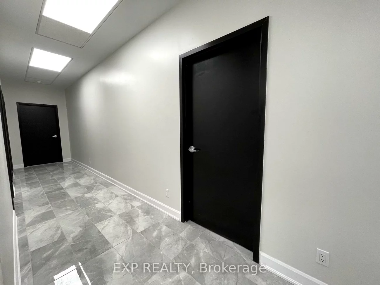 230, Lakeshore, Port Credit, Mississauga