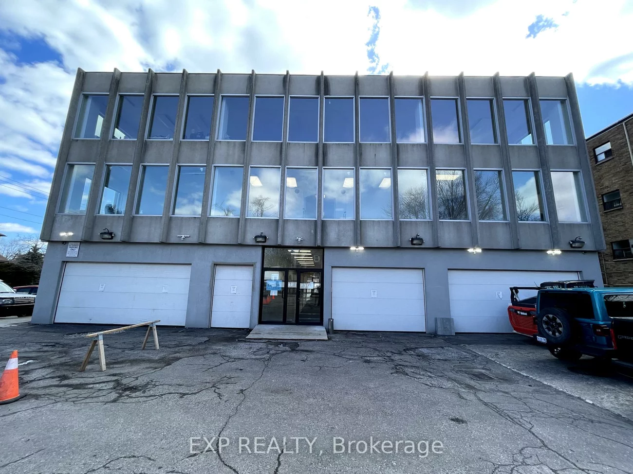 230, Lakeshore, Port Credit, Mississauga