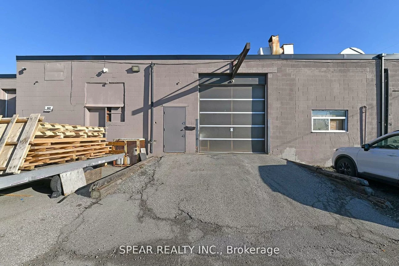 2290, Dixie, Dixie, Mississauga