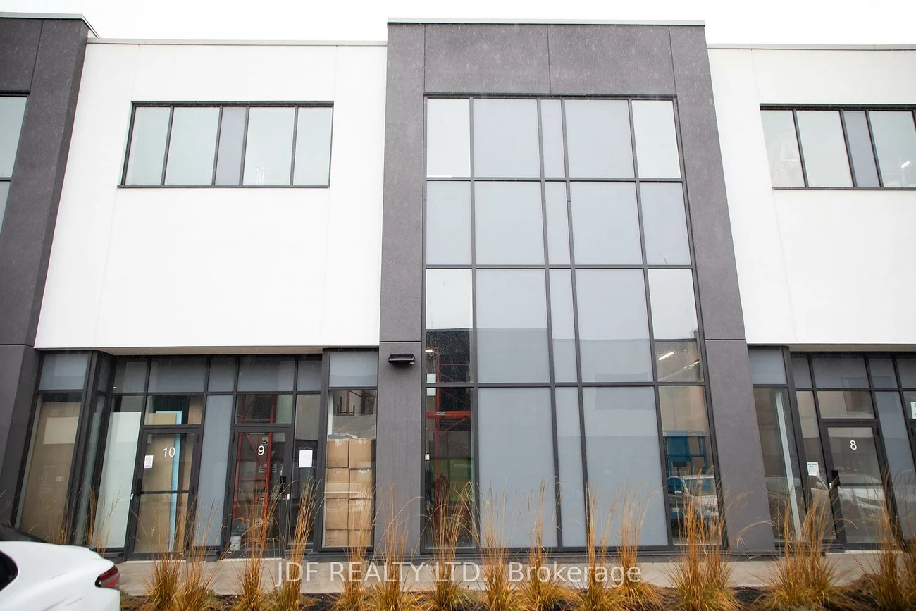 5260, Solar, Airport Corporate, Mississauga