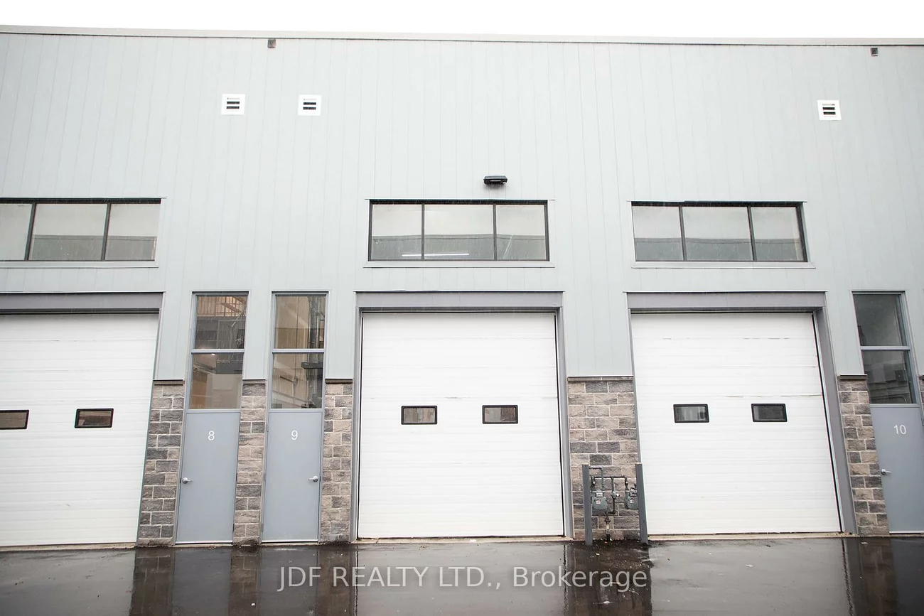 5260, Solar, Airport Corporate, Mississauga