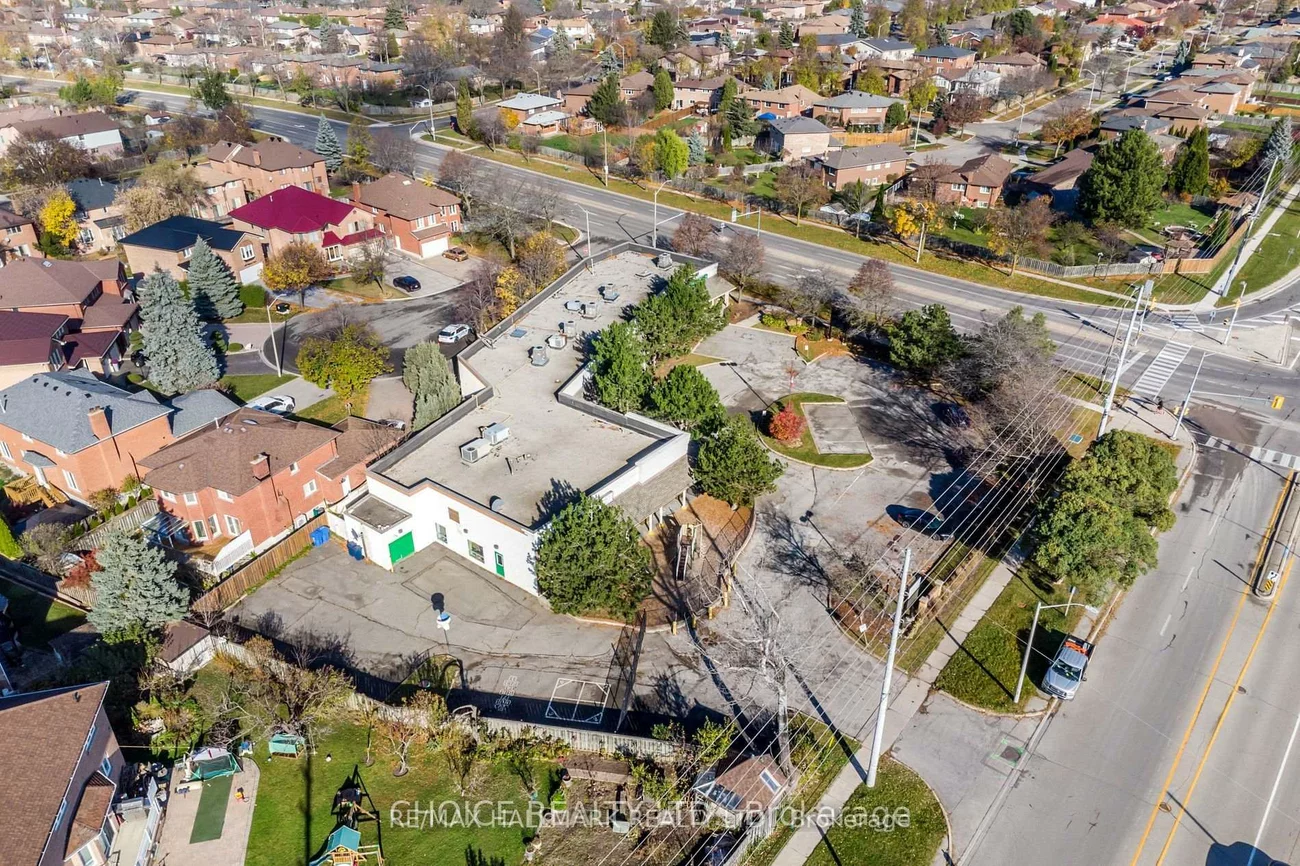 649, Queensway, Erindale, Mississauga